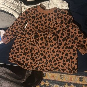 Carters- hearts shirt/sweatshirt